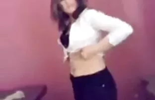XXX لوتا - سبزه برهنه دانلود عکس دختران سکسی بر روی فرش
