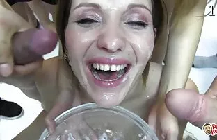XXX پائولا خجالتی عکس سکس دختر لخت